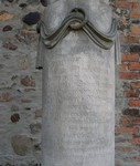Kolumna epitafijna Ernsta von Niebelschütz